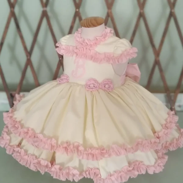 Vestido de niña: TATIANA