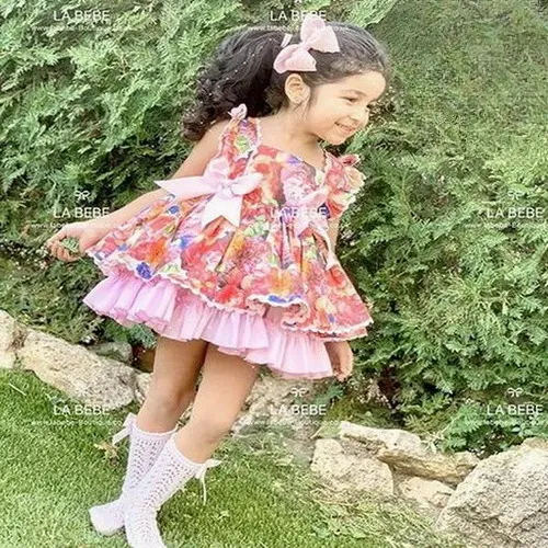 Vestido de niña: REVUELO