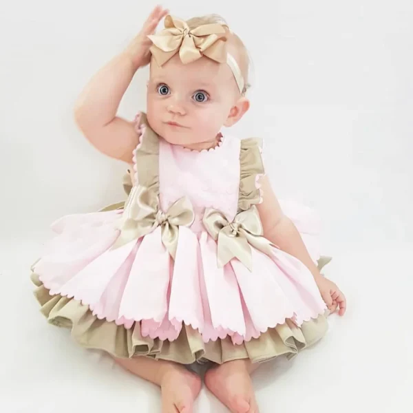 Vestido de niña: MARTA